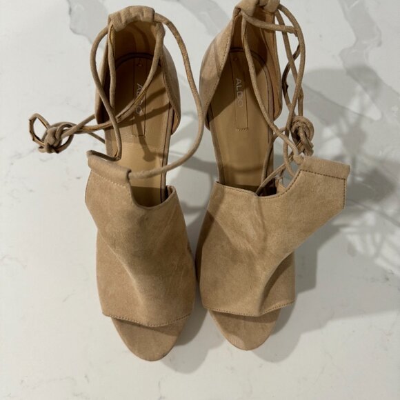 Aldo Suede Nude, Lace-up, Peep Toe Heels: Size 9 - Picture 3 of 4